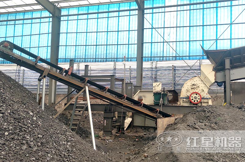 锤式煤矸石制砂机现场