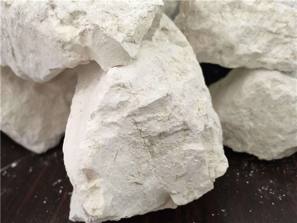 生产石灰石60至100目使用哪种型号雷蒙磨粉机