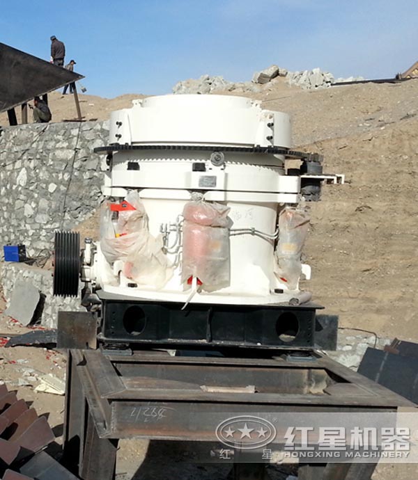 解读造成圆锥破碎机飞车现象的原因及应对措施